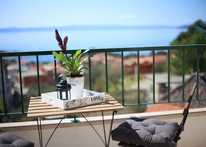 House Kleme Makarska