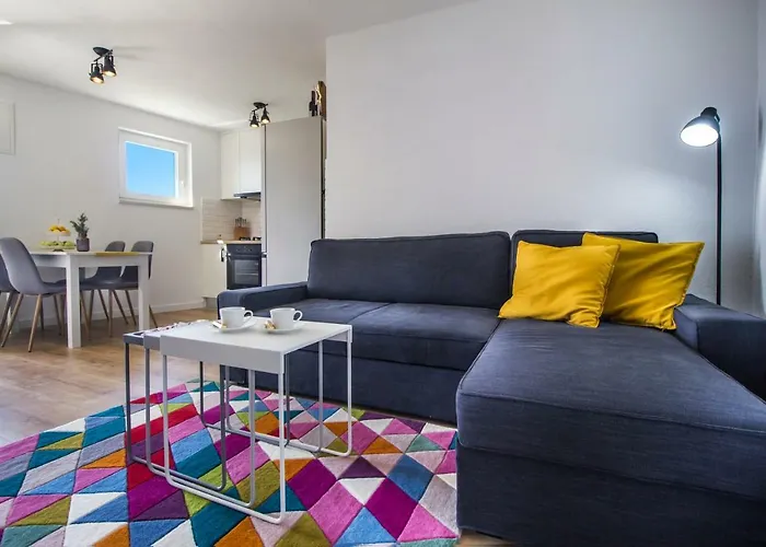 Nyaraló House Kleme